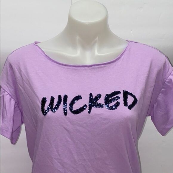 🔥Victoria Secret T-shirts New - Picture 2 of 4